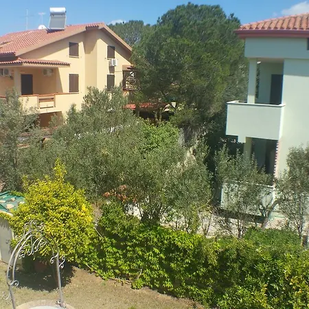 Marilena Apartment *